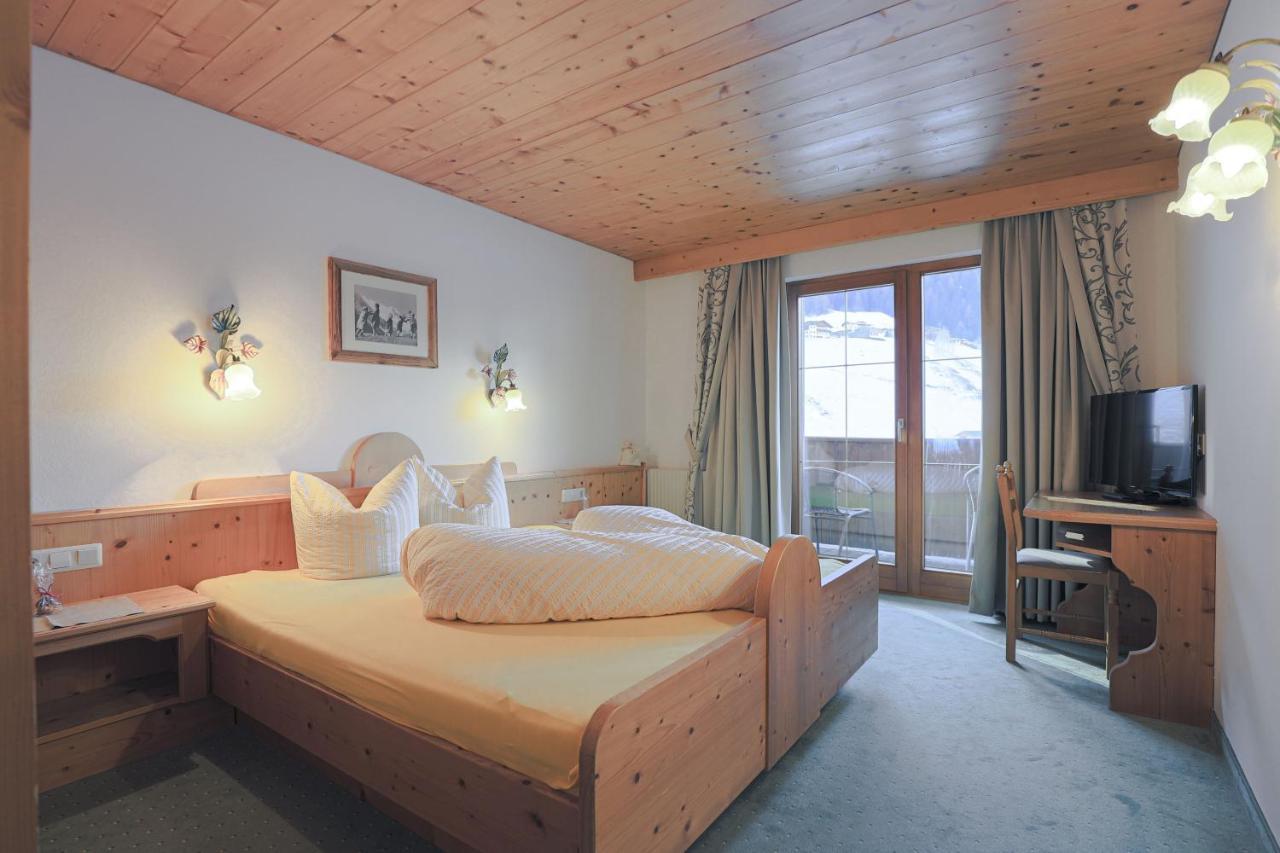 Ausserwieserhof Neustift im Stubaital Esterno foto