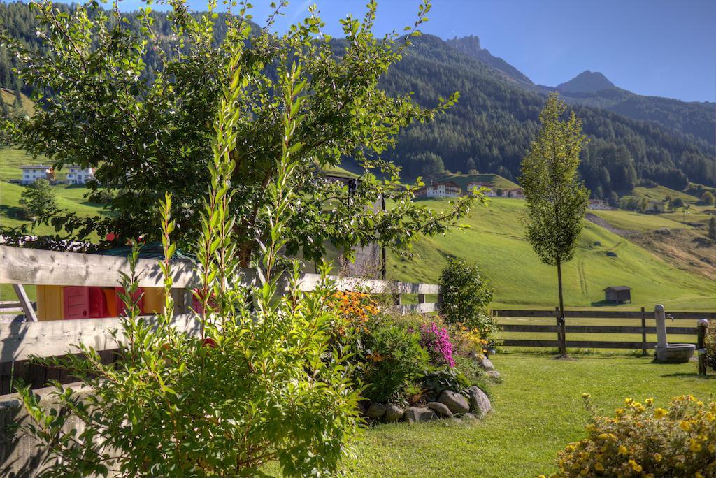 Ausserwieserhof Neustift im Stubaital Esterno foto